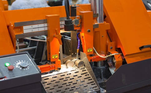 荥经龙门带锯床具备哪些优点？